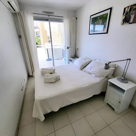Апартаменты 3-stars Ac With Pool, And Park