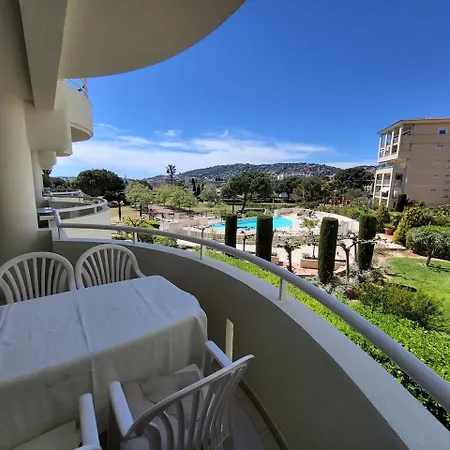 Апартаменты 3-stars Ac With Pool, And Park *