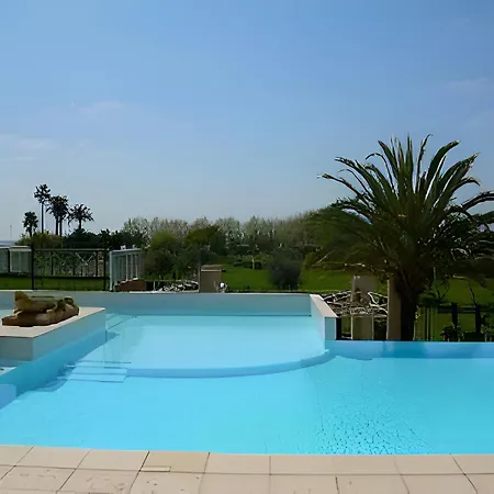 3-stars Ac With Pool, And Park Apartman Juan-les-Pins